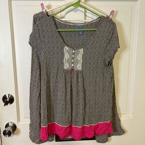 Simply Vera Vera Wang Gray and Pink Patterned Tunic